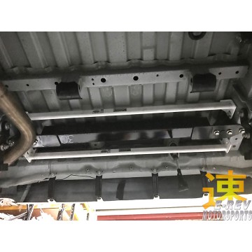 Toyota Hi-Ace ZX Rear Lower Arm Bar